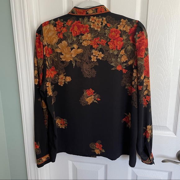 100% Silk Button Down SuJin Fashion S/M - Picture 5 of 7